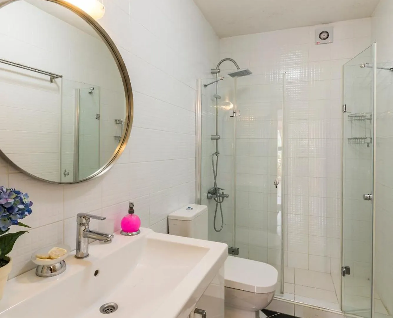 Istanbul Amedros Home